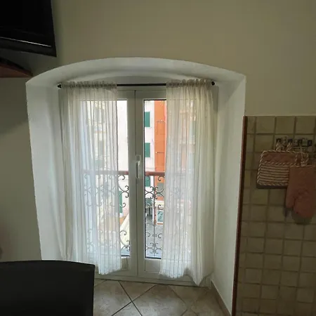 Apartment House Gaudio 38 *