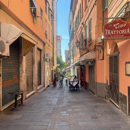 Apartment House Gaudio 38 *